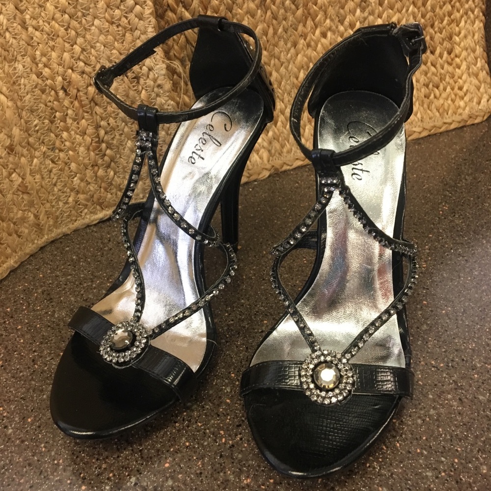 Sparkly strappy sandals. Size 8.5